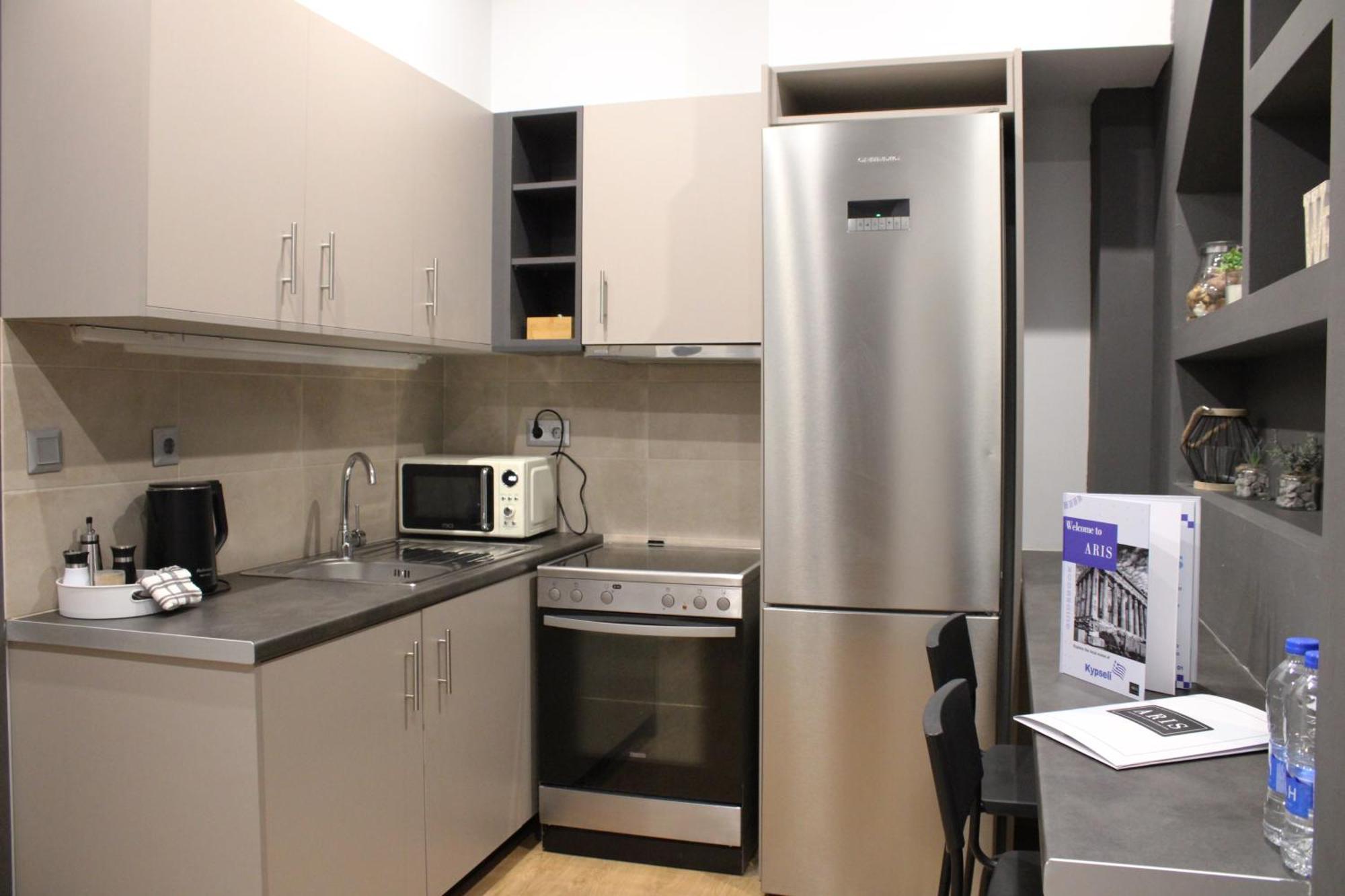 Aris Premium Accommodations Athén Szoba fotó